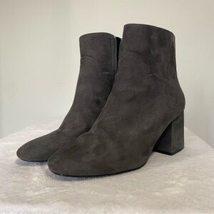 ZARA Grey Suede Scallop Ankle boots